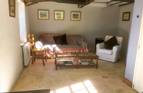 Carnac Cottage | Carnac: Cozy holiday home in Carnac – Peaceful, near beaches and menhirs