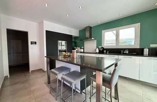 Carnac House | CARNAC Location House 6 rooms - 8 people - 225m² - Wifi