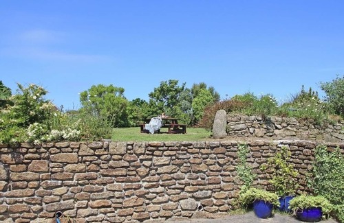 Chysauster House | CARNE VUE, pet friendly, with a garden in Penzance