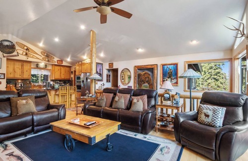 Carnelian Bay House | Carnelian Bay Home - Hot Tub, 2 Car Garage
