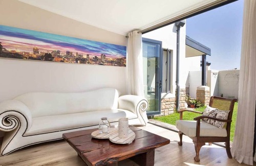 Melkbosstrand House | Carnoustie Drive - Three Bedroom House, Sleeps 6
