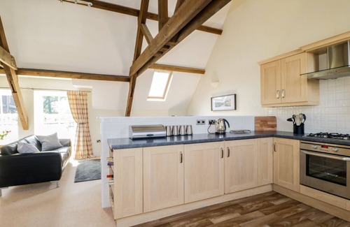 Cockermouth Cottage | CARPENTERS COTTAGE, family friendly, with a garden in Cockermouth