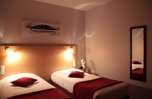 Bagneres-de-Bigorre Hotel | Carré Py' Hôtel