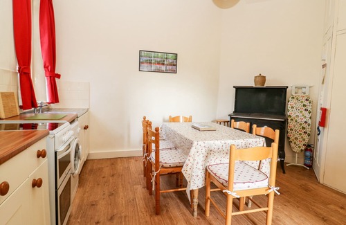 Bridlington Cottage | CARR COTTAGE, pet friendly, character holiday cottage in Bridlington