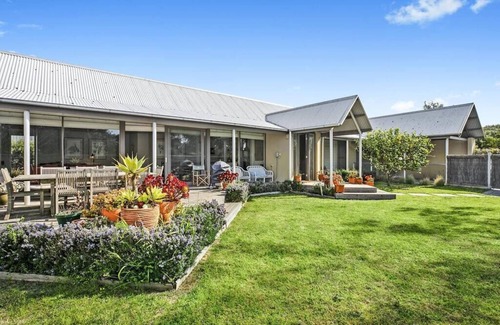 Barwon Heads House | Carr Street Beach House
