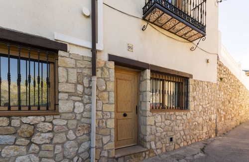 Orba House | CARREBAIX V - Cosy studio with free WiFi.