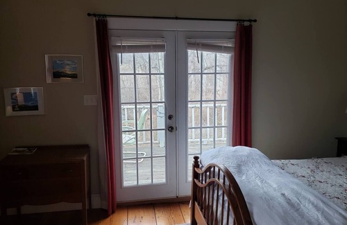 Etlan House | Carriage House.cozy cottage located at our winery at the base of Old Rag Mtn.