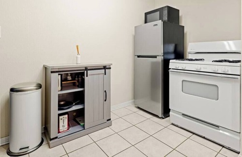 Cole Apartment | Carriage House in RiNo, Walk to Eateries and Shops