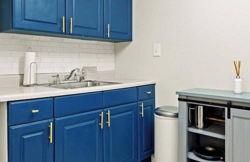 Cole Apartment | Carriage House in RiNo, Walk to Eateries and Shops