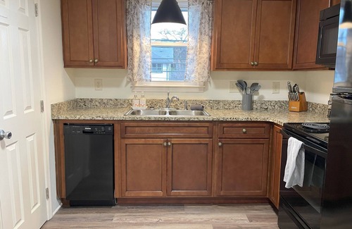 Nashville Apartment | Carriage House on Music Row C