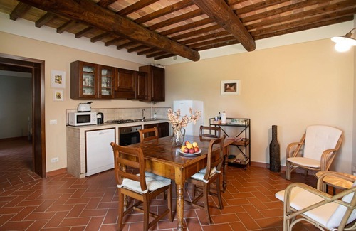 San Gimignano Apartment | Carro, Montauto - Holiday apartment with pool close to San Gimignano