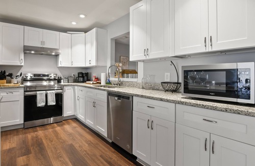Long Beach House | Carroll’s Difference- Rare find