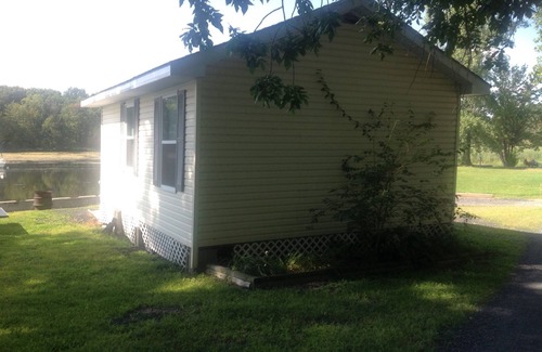 North Hero Cottage | Carry Bay Cozy Cottage-Lake Champlain Cabin 4