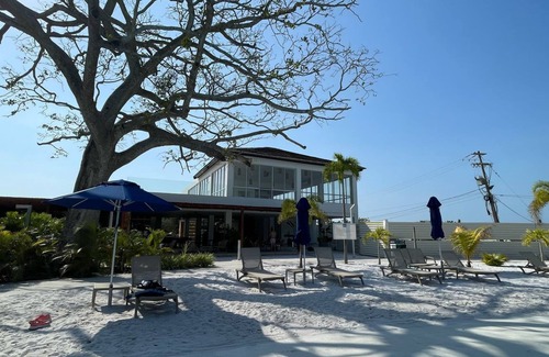 Zona Norte Apartment | Cartagena Deluxe Baia Kristal Apartment