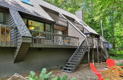 East Ellijay House | Cartecay River Townhome, pet friendly 2/2 townhouse, close to everything!