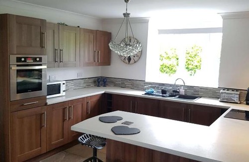 Kilgetty House | Cartref