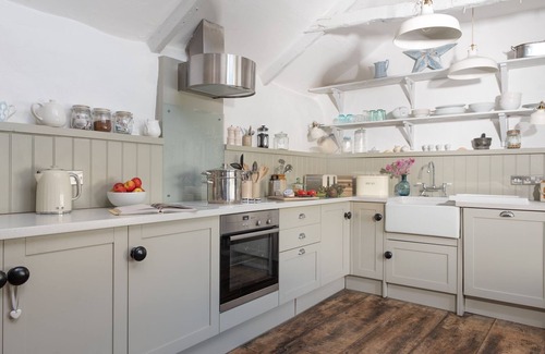 Marazion Cottage | Carvossa - a boutique cottage within easy each of the beach