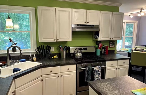 Cary Apartment | Cary garden home close to SAS, RDU & RTP