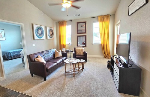 Cary Apartment | Cary Park 15 minutes to RTP, RDU Airport, Durham, DUKE