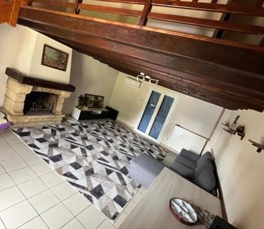 Dommartin-les-Cuiseaux House | Casă de weekend și vacanță