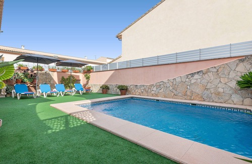 Muro Villa | CAS BARBER - Villa with private pool in MURO. Free WiFi