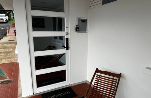 Florencia House | Casa Álamos con Aire ac. y Parking