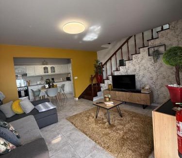 Canhas House | Casa 212