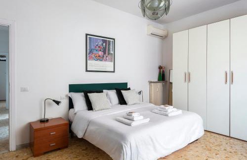 Pigneto Apartment | Casa Adele Lovely Mid-century Apartment, Rome