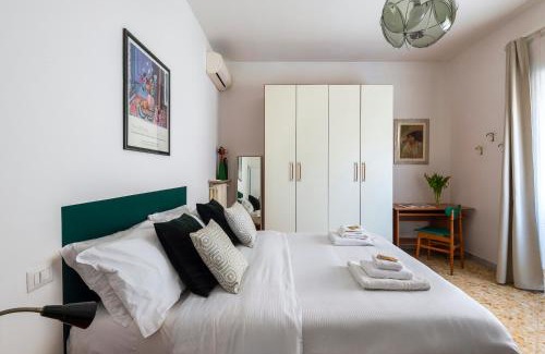 Pigneto Apartment | Casa Adele Lovely Mid-century Apartment, Rome