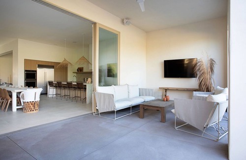 La Quinta House | Casa Agave - Chic Designs and Incredible Views of PGA West. #068410 5br