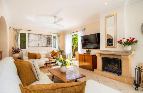 Sa Coma House | Casa Alegria