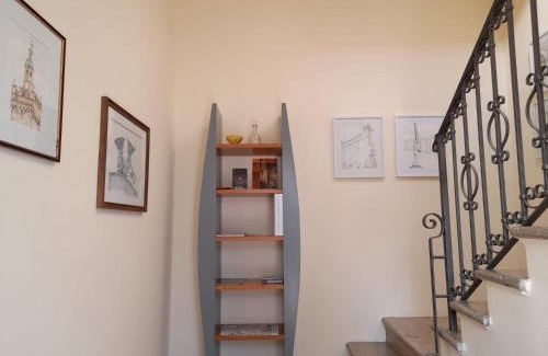 Foligno Apartment | Casa Alina- Art House