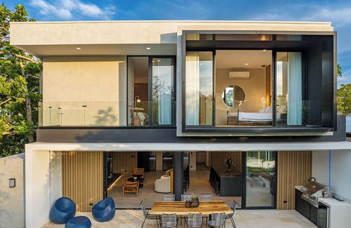 Jaco House | Casa Almendros