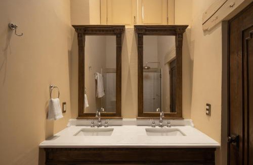 Historic Centre Hotel | Casa Alondra