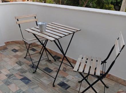 Alfarrobeira Apartment | Casa Amarela