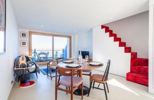 8th Arrondissement Apartment | Casa Ao - Duplex avec terrasse vue mer