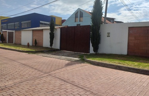 Suba House | Casa Aram deportiva