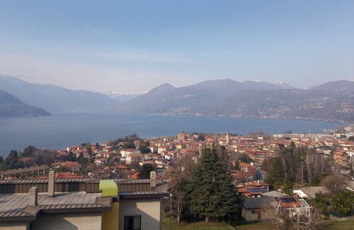 Germignaga Apartment | Casa Arcobaleno apartment with fantastic lake view!