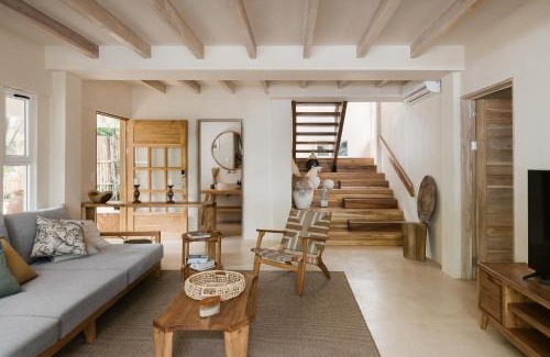 Carmen Villa | Casa Arena Beachfront Property