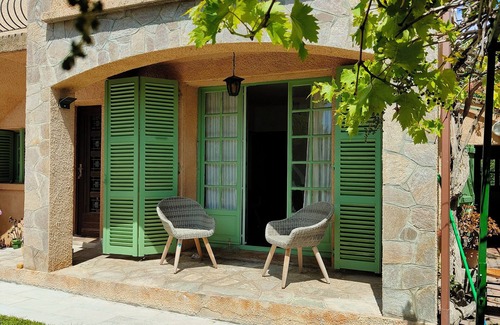 Aleria House | Casa Augustinu : le Charme et le Confort D'une Maison de Famille Près de mer