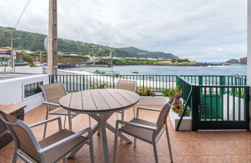 Ponta Delgada House | Casa Azalea - Azorean Butler
