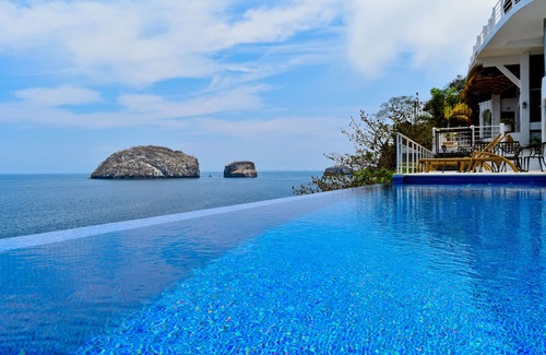 South Shore Hotel Area Villa | Casa Azul Profundo I II & III Private Oceanfront Villa up to 32 bedrooms