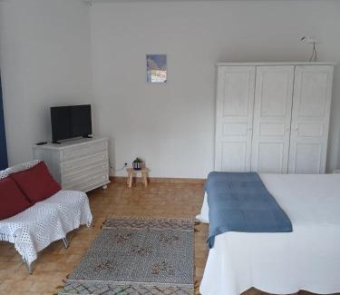 Alfarrobeira Apartment | Casa Azul