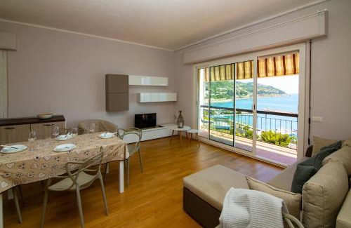 San Lorenzo al Mare Apartment | Casa Baia Blu