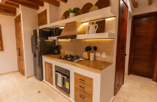 Pie del Cerro House | Casa Bali Castillo View Private Pool & R