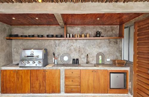 Manga House | Casa Bambu 4Floors Jacusi & View - nearby Old City