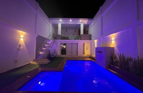 Puerto Chicama House | Casa Beach - Puerto Malabrigo Piscina Surf Chicama playa ola izquierda más larga del mundo