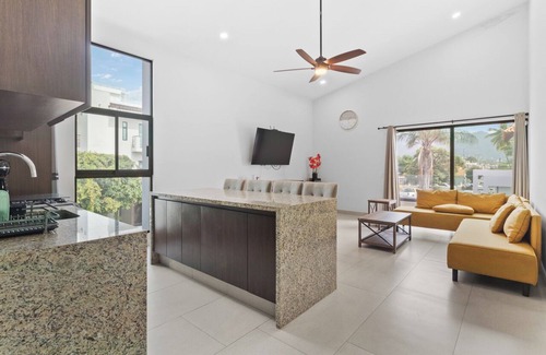 Fluvial Vallarta House | Casa Bella- 4 Bed, 3 Bath, With Parking
