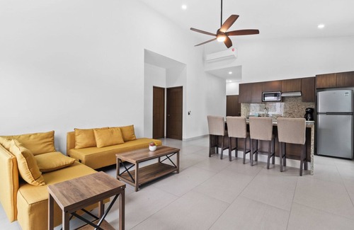 Fluvial Vallarta House | Casa Bella- 4 Bed, 3 Bath, With Parking