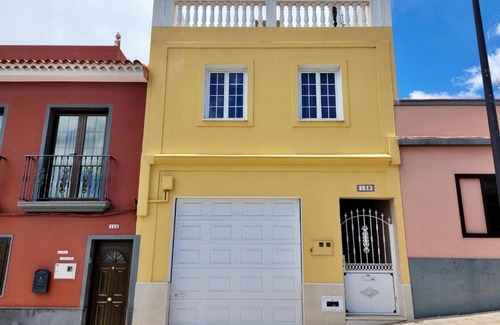 Los Gomez Apartment | Casa Bella by The Ocean Rentals